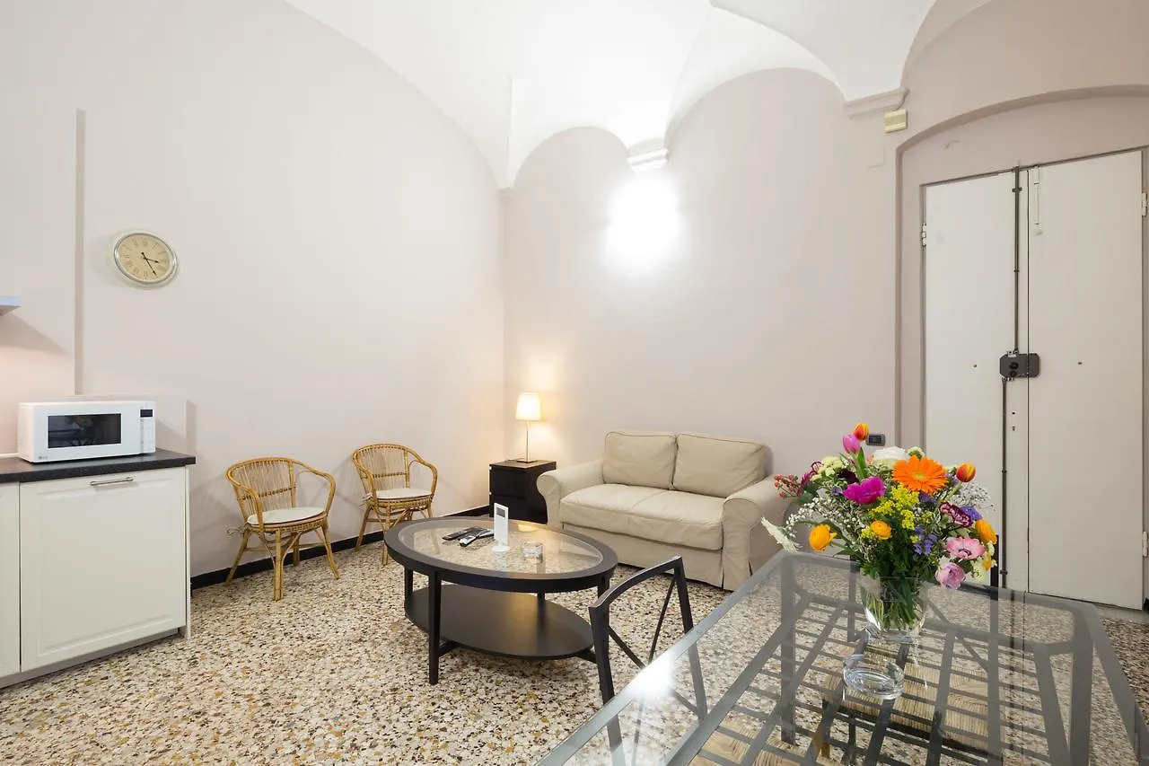Apartamento Helvetia Suite Génova Italia
